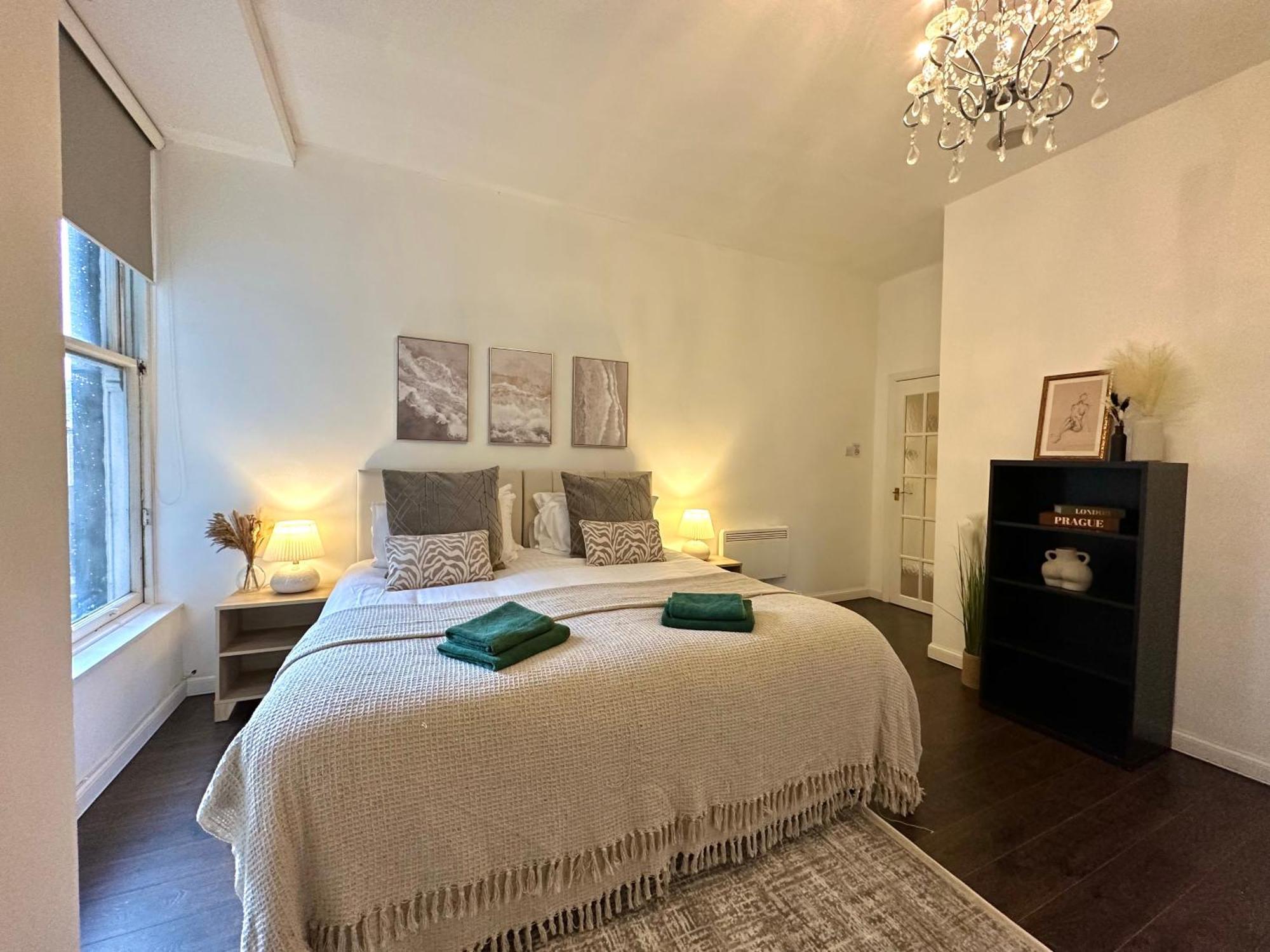Large City Centre Apartment Περθ Εξωτερικό φωτογραφία